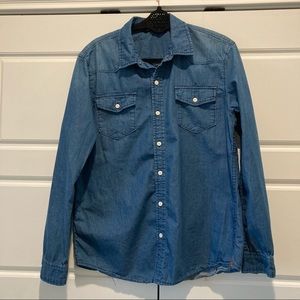 Intercrew Denim Long Sleeve Button Down Shirt Size 105 (small)